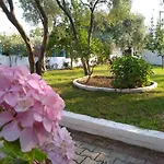 Aparthotel Makedonia 4*