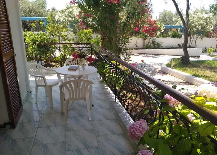 Makedonia Aparthotel 4*